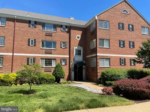 820 S Washington St #B, Alexandria, VA 22314