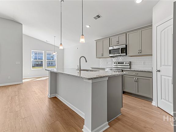 7th image of this home