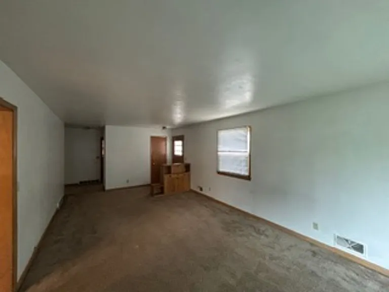 22 S Randall Ave — Photo 6
