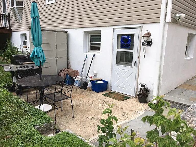 Patio/Private entrance