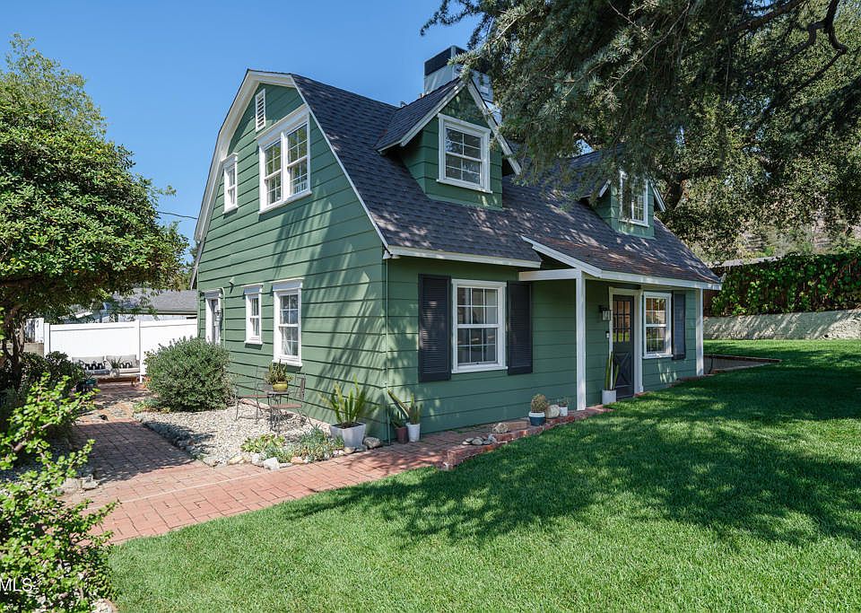 1st image of 3269 Summit Ave