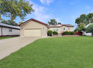 117 17th St SE, Minot, ND 58701