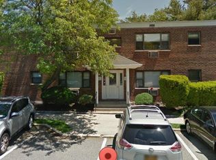 249 Fairhaven Mall #A, Jericho, NY 11753