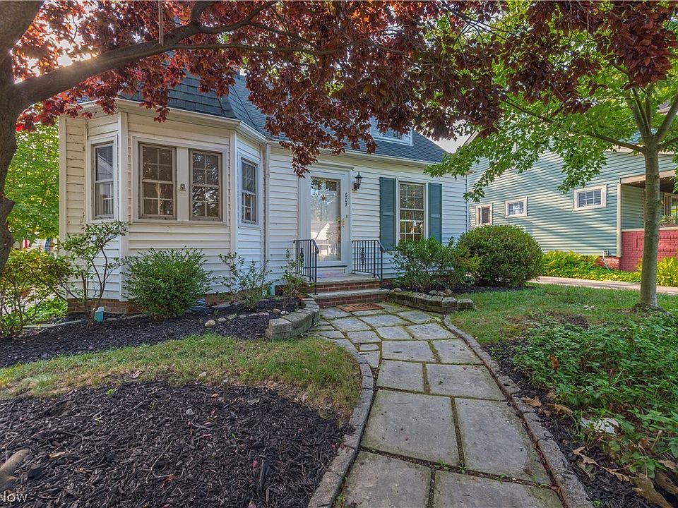1st image of 607 Humiston Dr