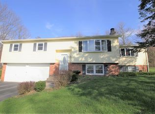 6 Westminster Cir, New Hartford, NY 13413