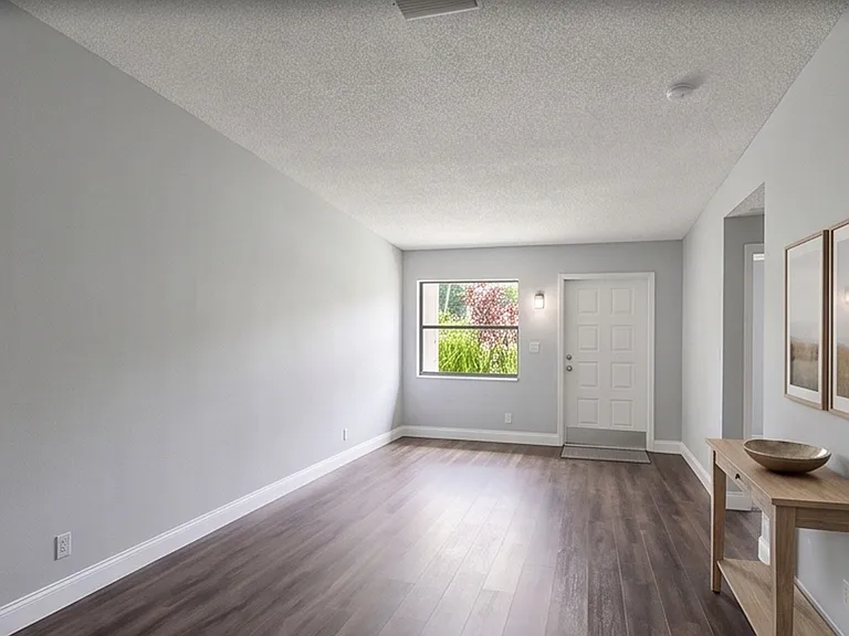 5060 Sanctuary Way #G — Photo 2