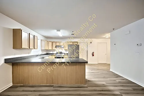 360 W Market St #B Photo 1