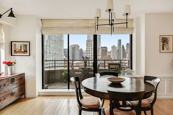 Sold by Compass | media 4