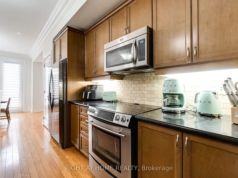 99 Brant St #7 — Photo 12