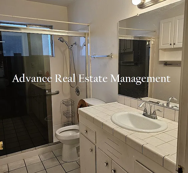 7320 S Land Park Dr — Photo 11