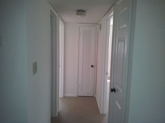 5th image of 1291 Hilltop Dr