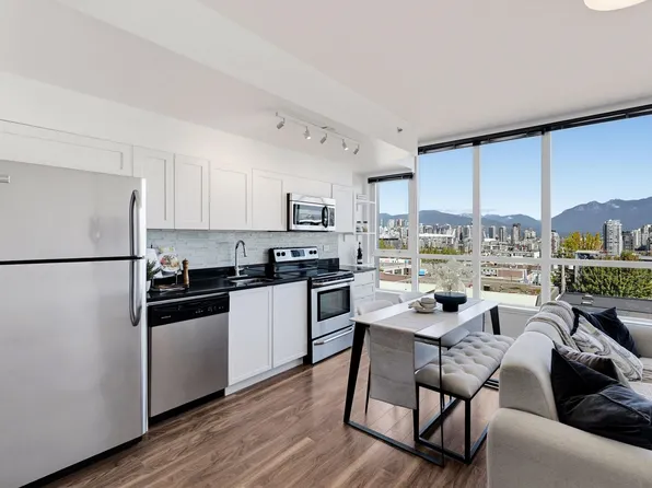 2511 Quebec St #409, Vancouver, BC V5T 0B6