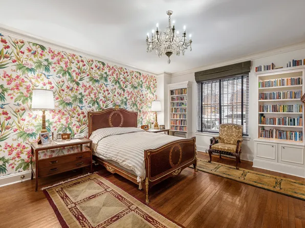 14 Sutton Place South image 8 of 16