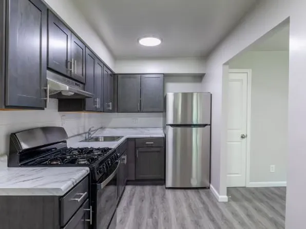 108 E Gibbsboro Rd #3B, Clementon, NJ 08021