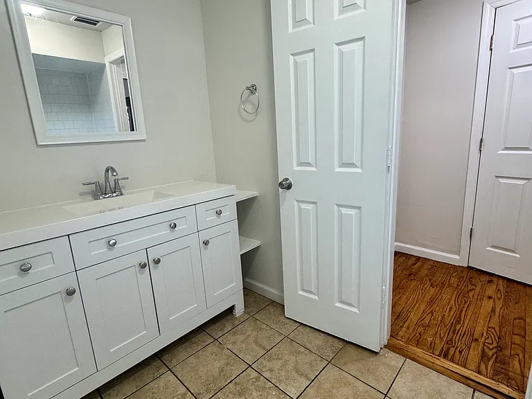 120 Godwin Ave #2 — Photo 8