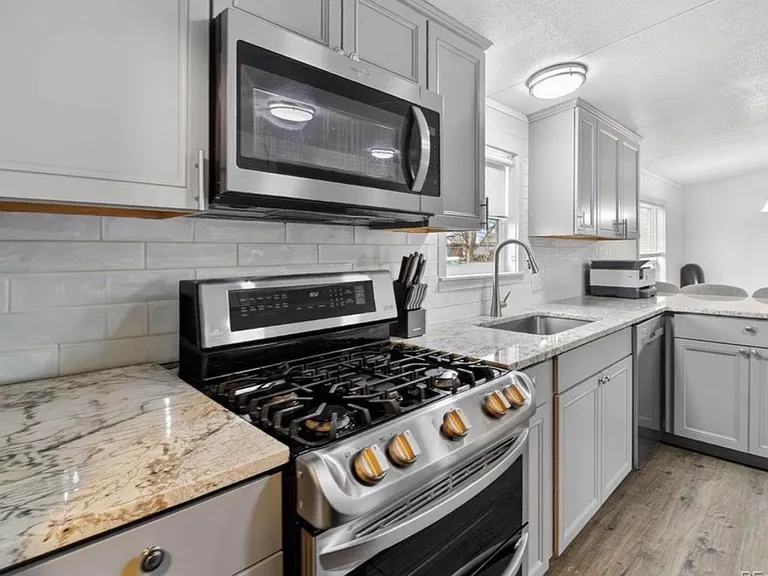 811 Plum Ave — Photo 13