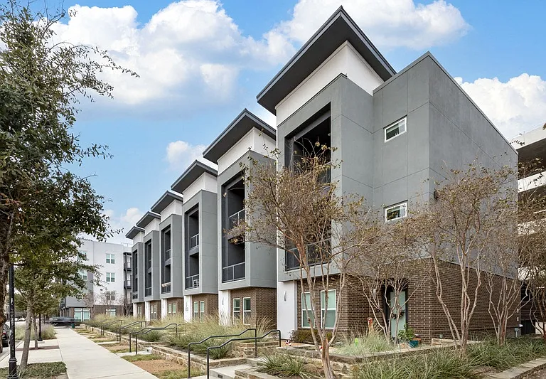 Bell CityLine I — Photo 25