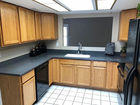 2526 E Wagoner Rd MLS Pic #5