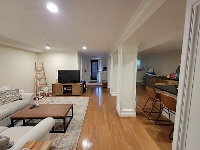 3rd image of 1803-1820 Beacon St #B