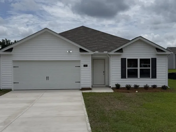 109 Claude Street, La Grange, NC 28551