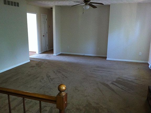 3rd image of 1321 Gray Ct