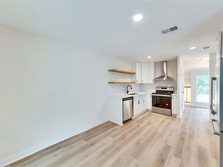 1905 Woodland Ave #A — Photo 15