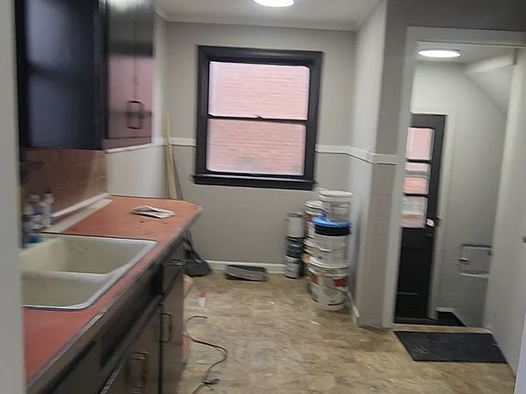 3rd image of 20515 Clare Ave
