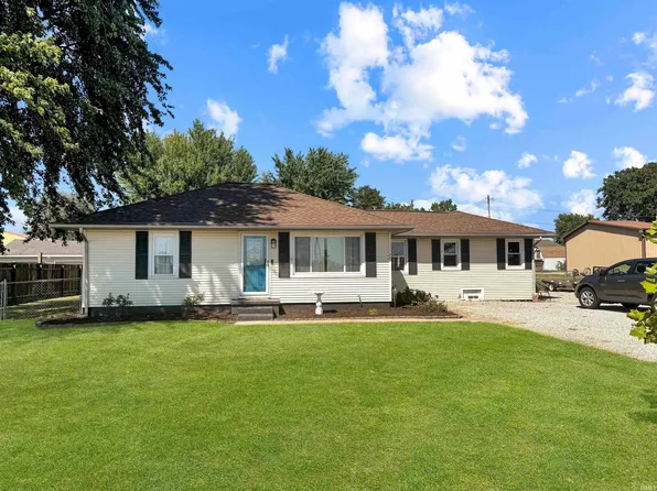668 E 1025 S, Haubstadt, IN 47639