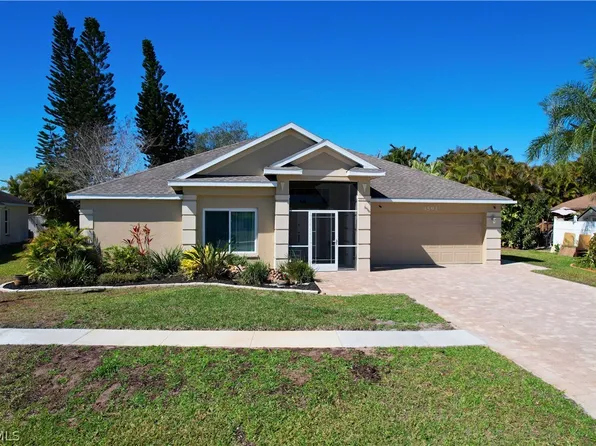 4591 Diploma Ct, Lehigh Acres, FL 33971