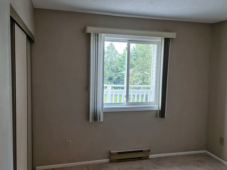 268 Lorry Greenberg Dr N #304 — Photo 14
