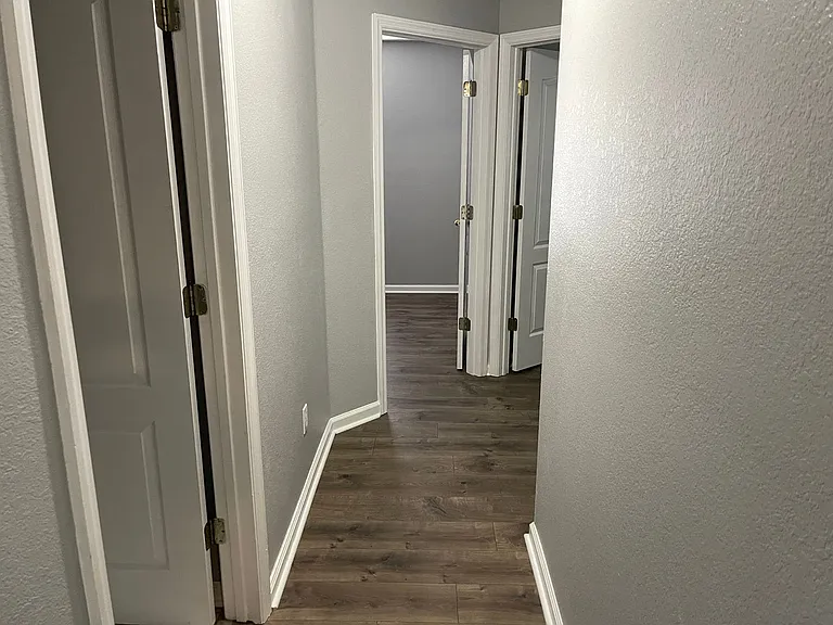 5326 Saint Ives Ln — Photo 7