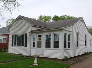 213 3rd St, South Pekin, IL