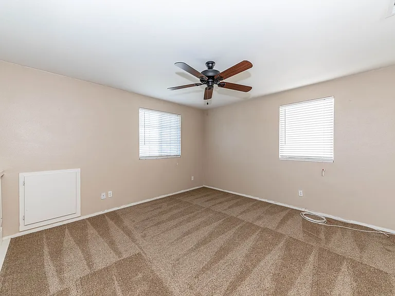 29359 Milford Ct — Photo 14