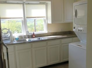 1040 Spielman Rd, Berkeley Springs, WV 25411