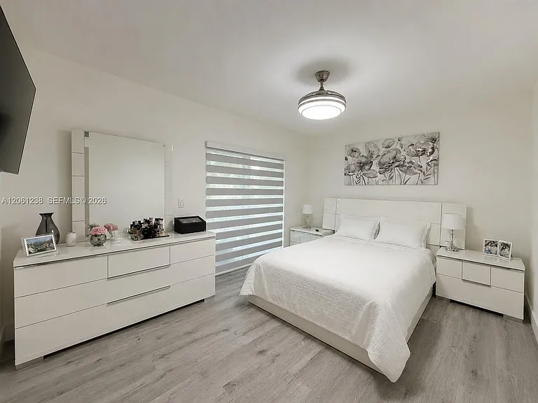 12610 SW 54th St #12610 — Photo 12