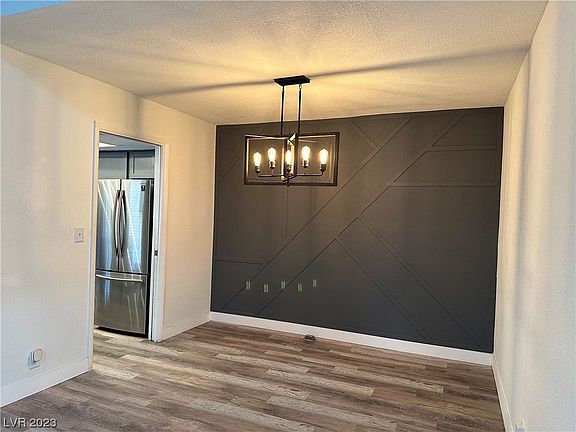 3rd image of 4309 Moonlight Dr