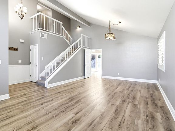 3rd image of 5604 Miners Cir