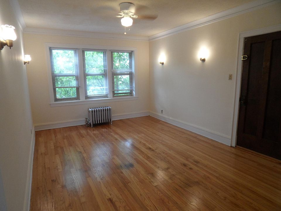 1st image of 4606 N Elston Ave