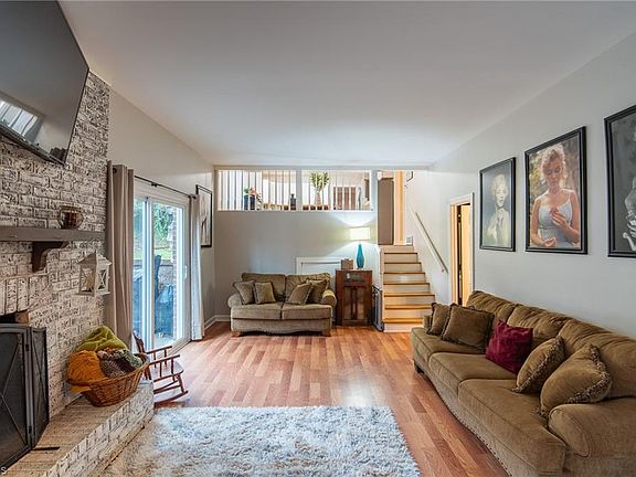 4th image of 204 Wyntfield Dr