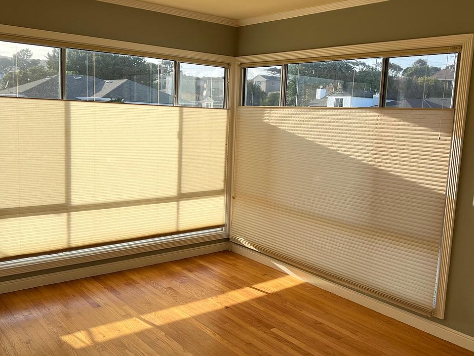 1st image of 226 Pinehurst Way