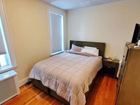 5th image of 21-67 27th St #B1