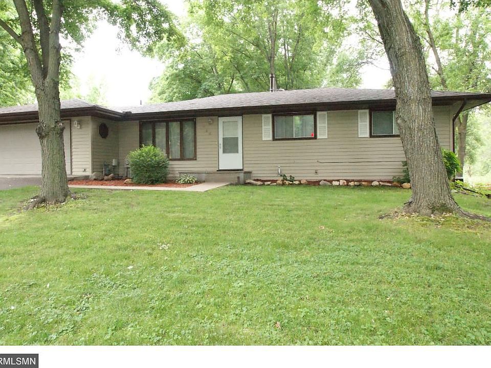 1st image of 736 N Oak Dr