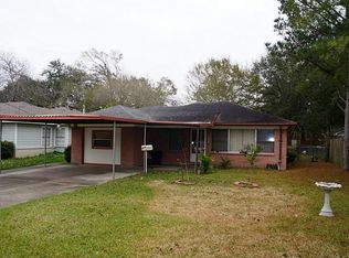 1033 Booth Ln, Alvin, TX 77511