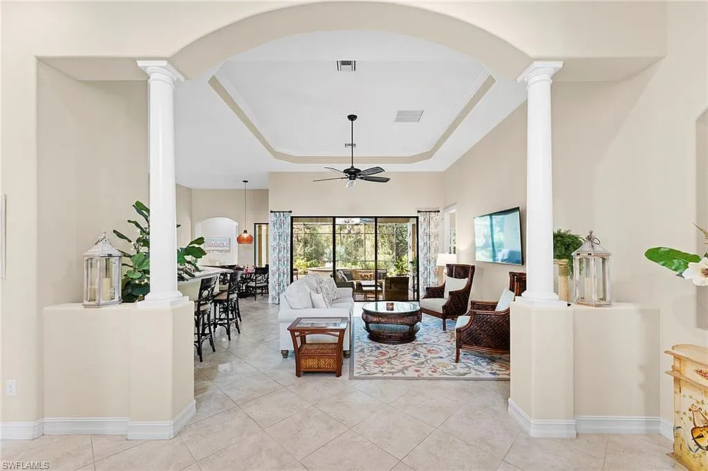 4 bed, 3.5 bath, 2726 sqft, $18,000 — Photo 4