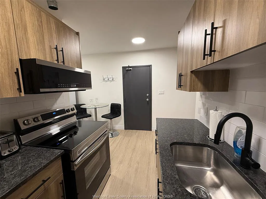 1 bed, $1,800 — Photo 4