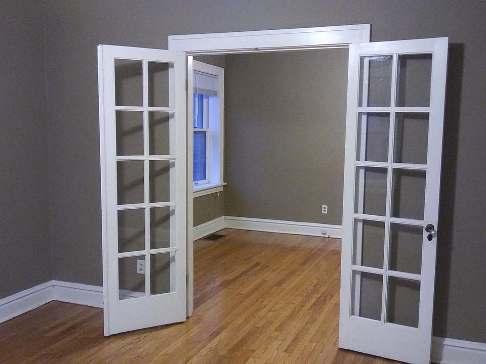 living rroom top bedroom