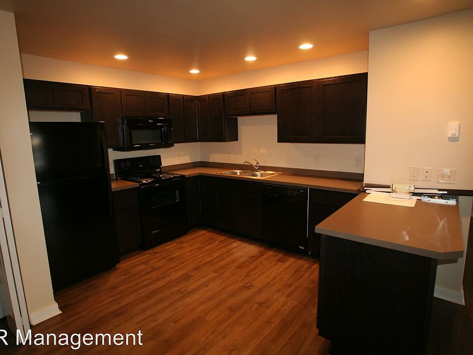 1st image of 3011 N 27th Ave APT 2