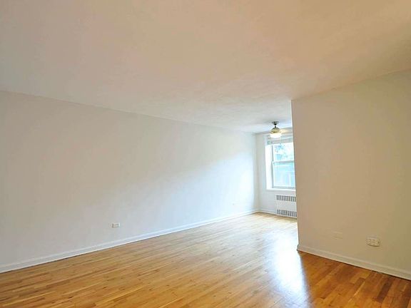 3rd image of 6725 Clyde St APT 2H