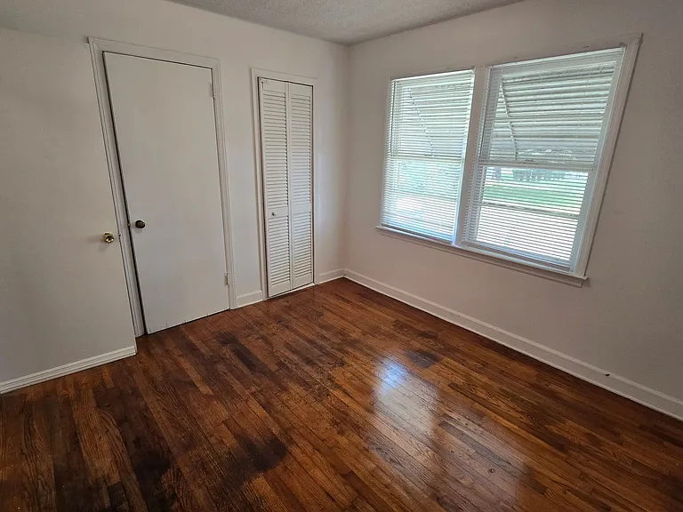 2102 Long Shadow Ln — Photo 15