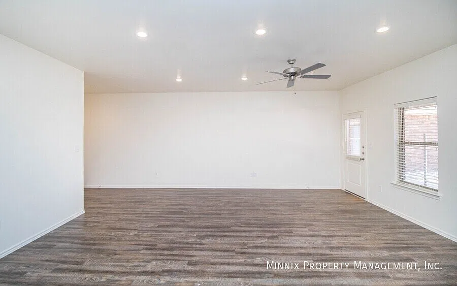 3 bedroom/ 2 bath For Rent in Lubbock | Frenship ISD | 6916 20th St. — Photo 2